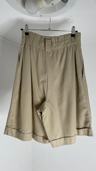 Beige Bermudas S