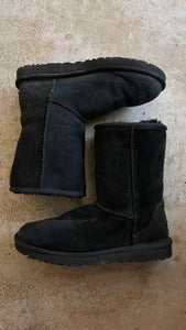 UGG Boot Black 38