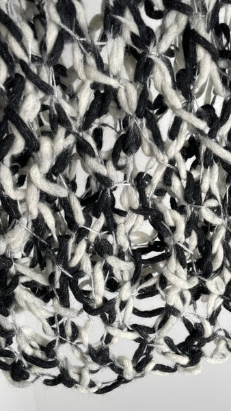 Noir Knots Sweater O/S