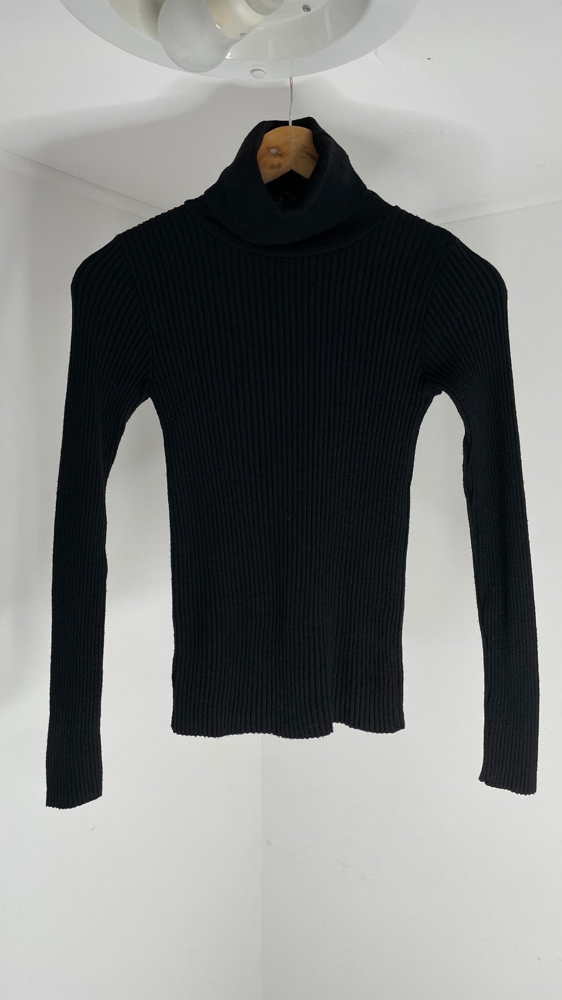 Blk Ribbed Turtle Top S