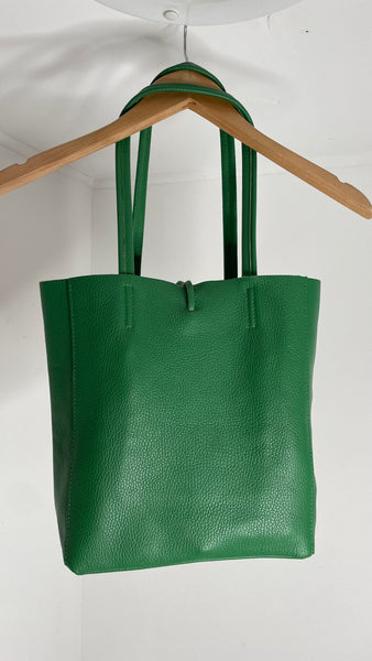 Verde Tote Bag