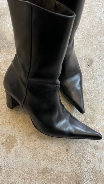 Pointy Black Boots 39