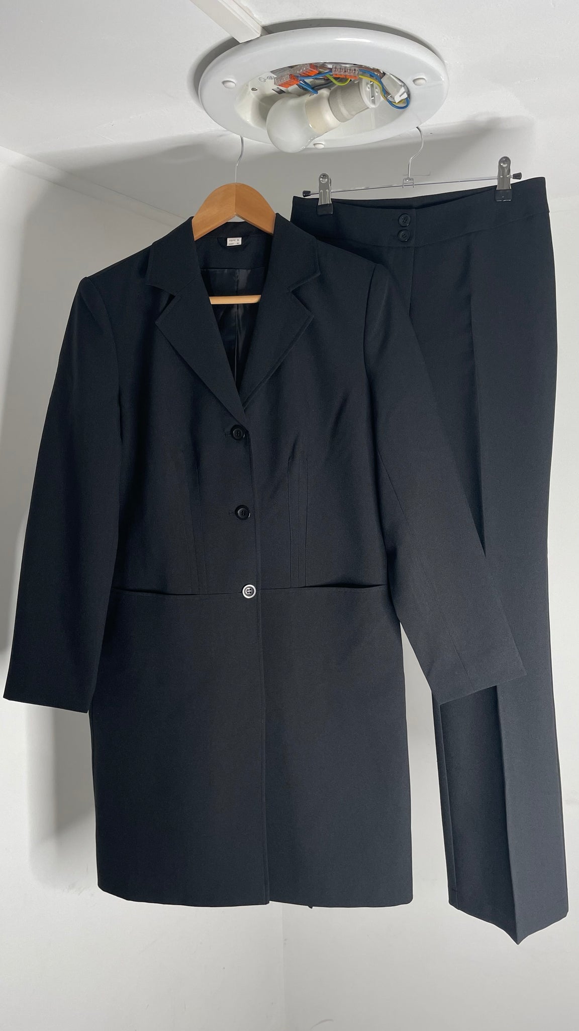 Black Long Suit M