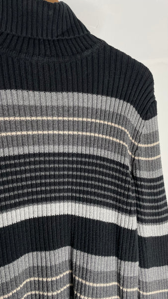 Grey Stripes Turtleneck M