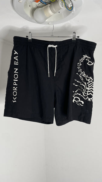 Scorpion Shorts XL