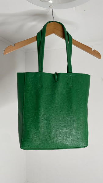 Verde Tote Bag