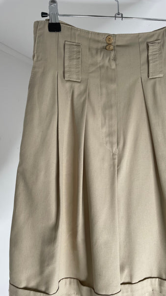 Beige Bermudas S