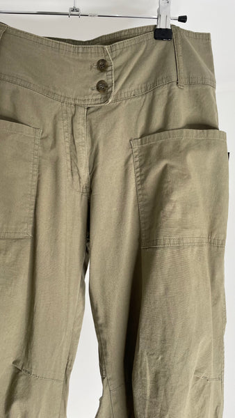 Olive Cargo Capris M