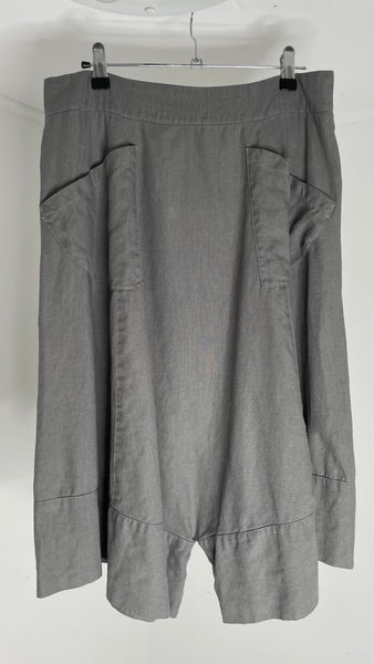 Drop Linen Shorts M/L