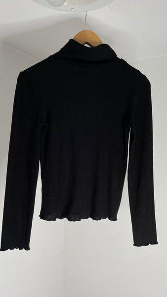 Black Rib Turtle Neck M