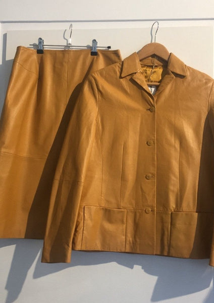 Camel Leather Suit 40