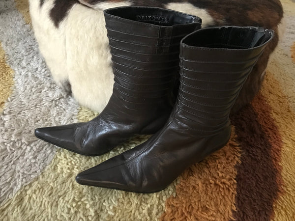 Line Boots 36