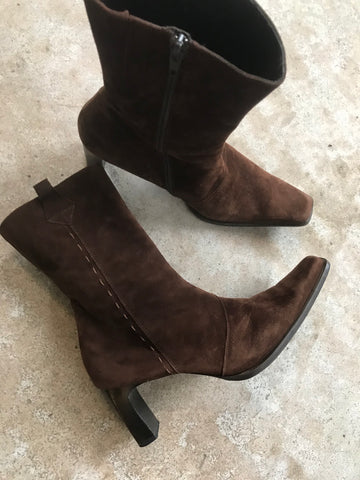 Brown Suede Boot 39