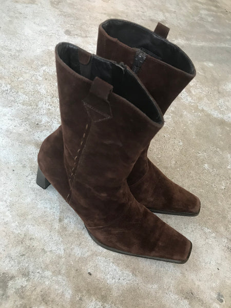 Brown Suede Boot 39