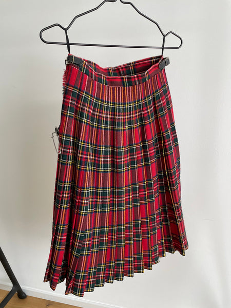 Red Plaid Pleat Skirt 38