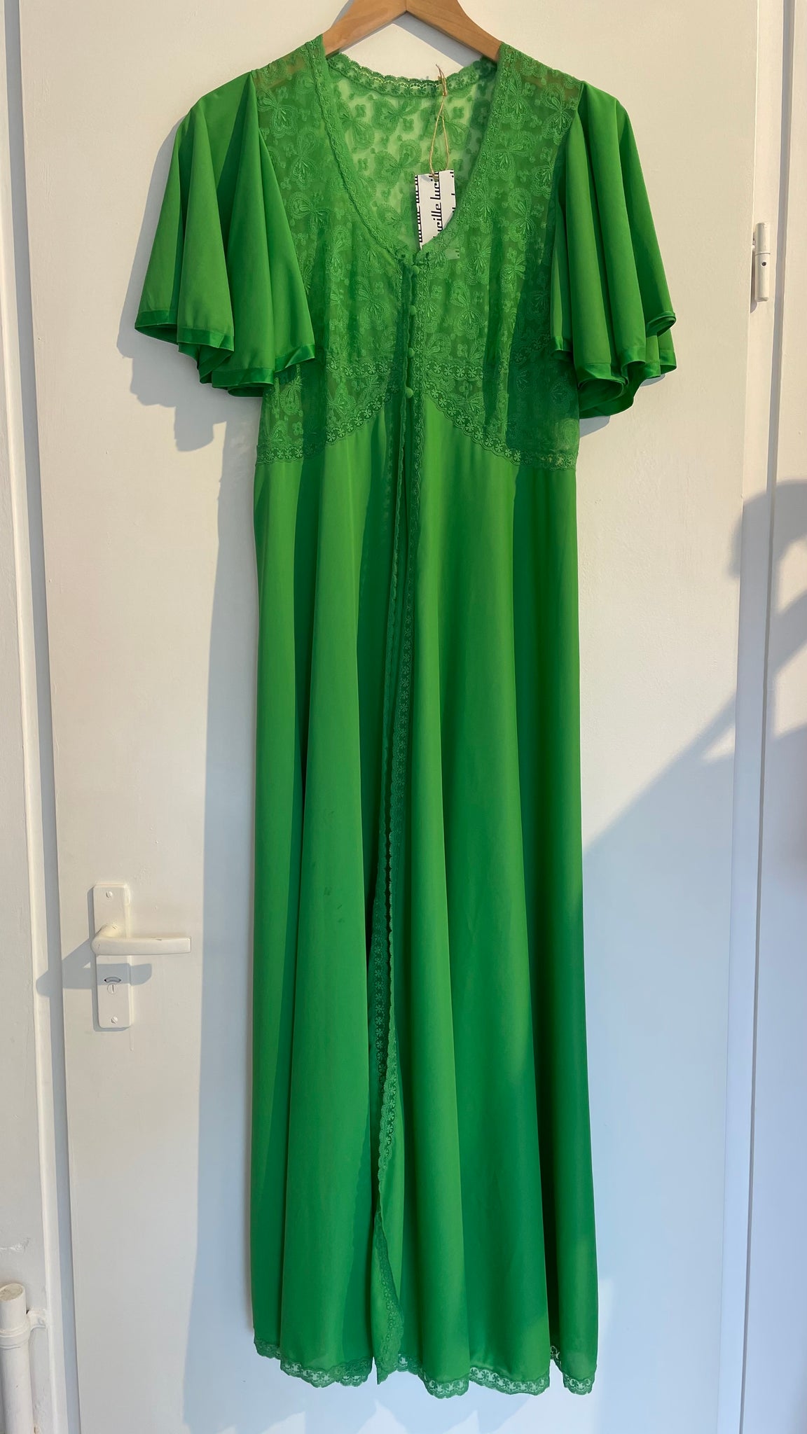 Green Lace Gown M