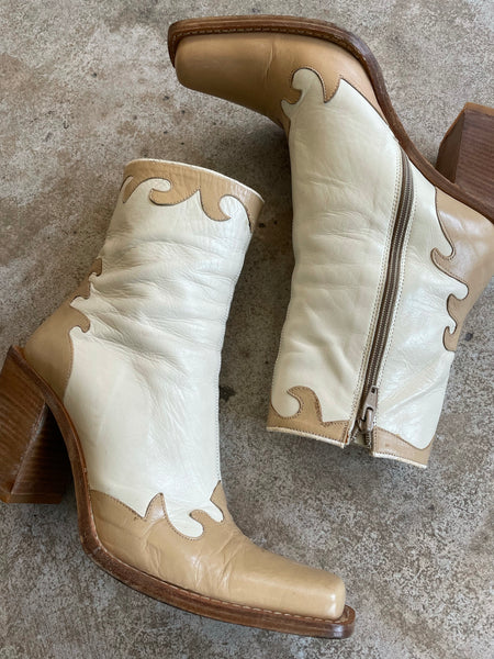 Beige Swirl Boot 38