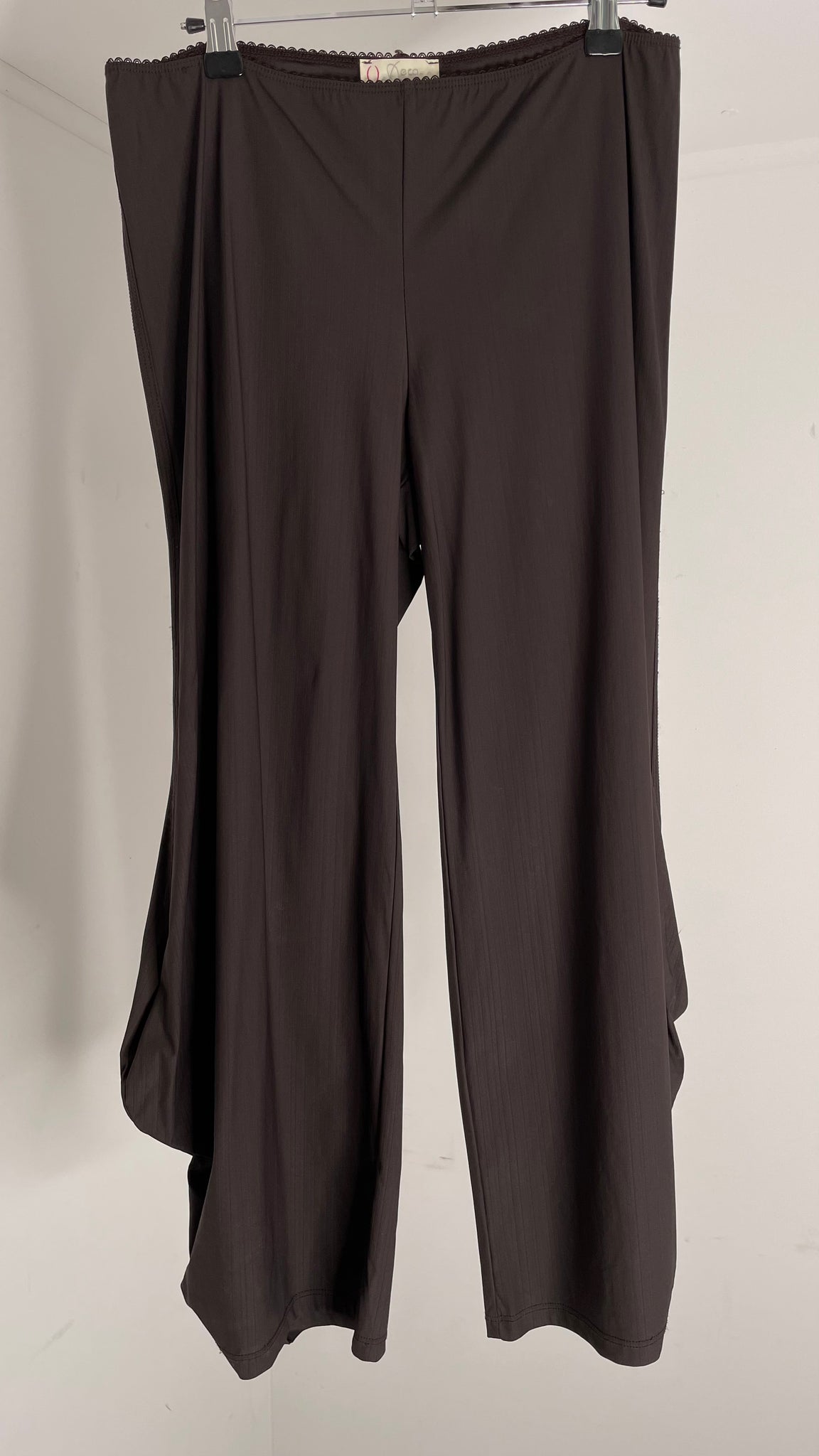 Brown Bag Stretch Pants M