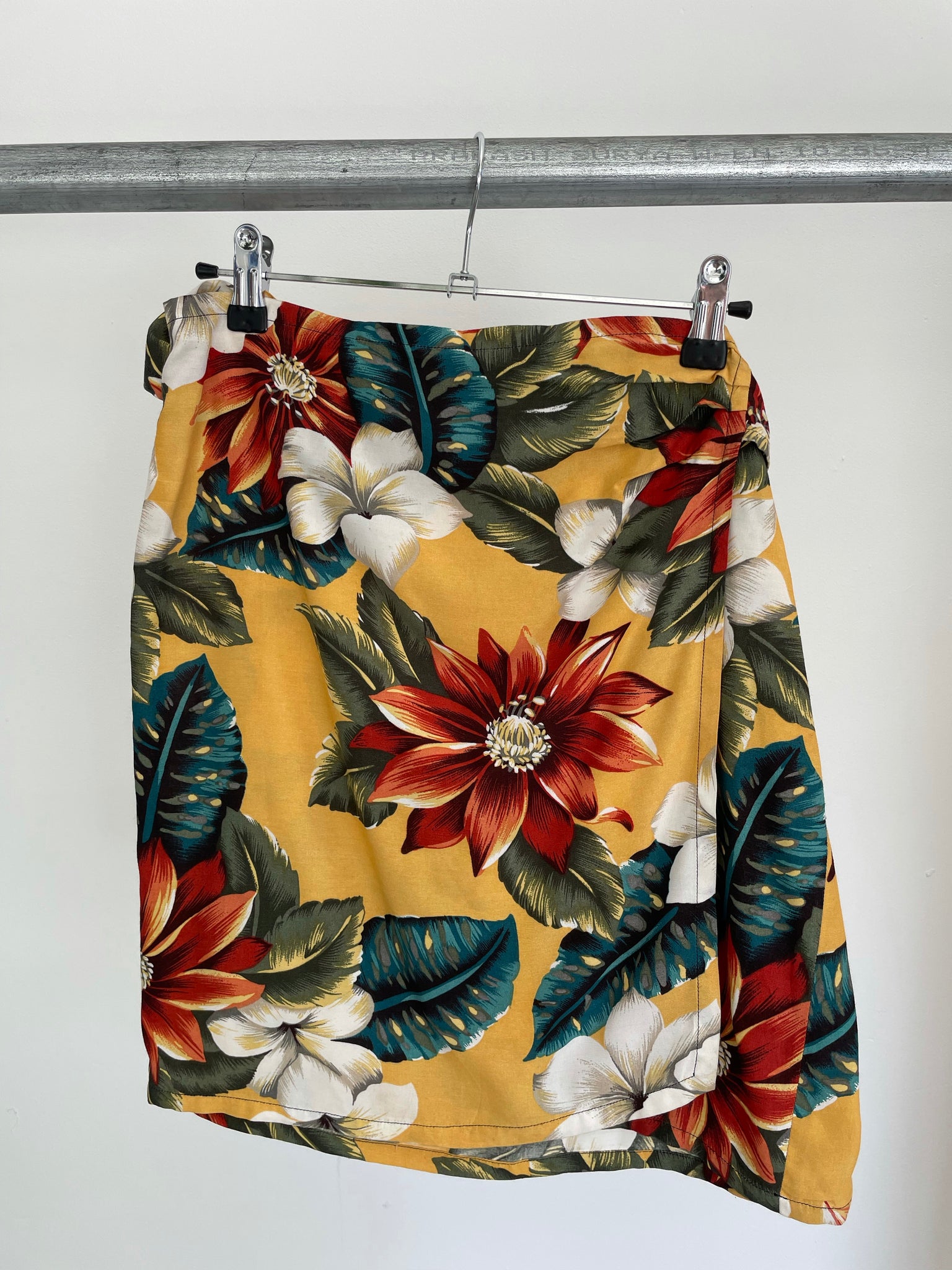 Back From Bali Womens Sarong Coverup Hand Painted Fragiponi Flower Swimsuit  Beach Wrap Skirt Pareo with Coconut Clip at Amazon Womens Clothing store