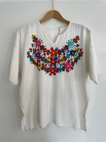 Embroidery Top M