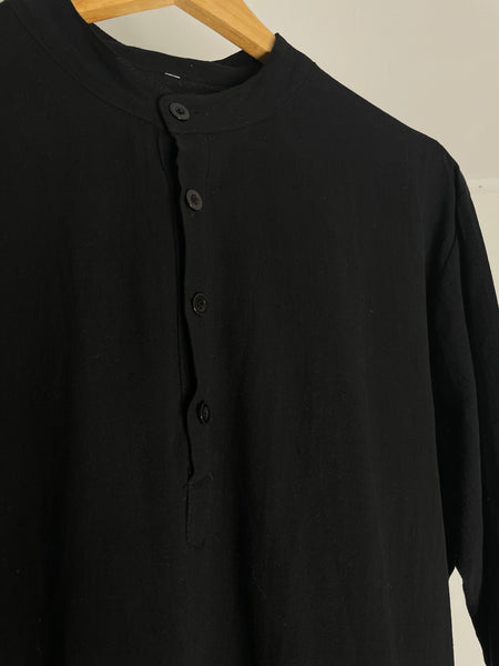 Black Linen Button Top L