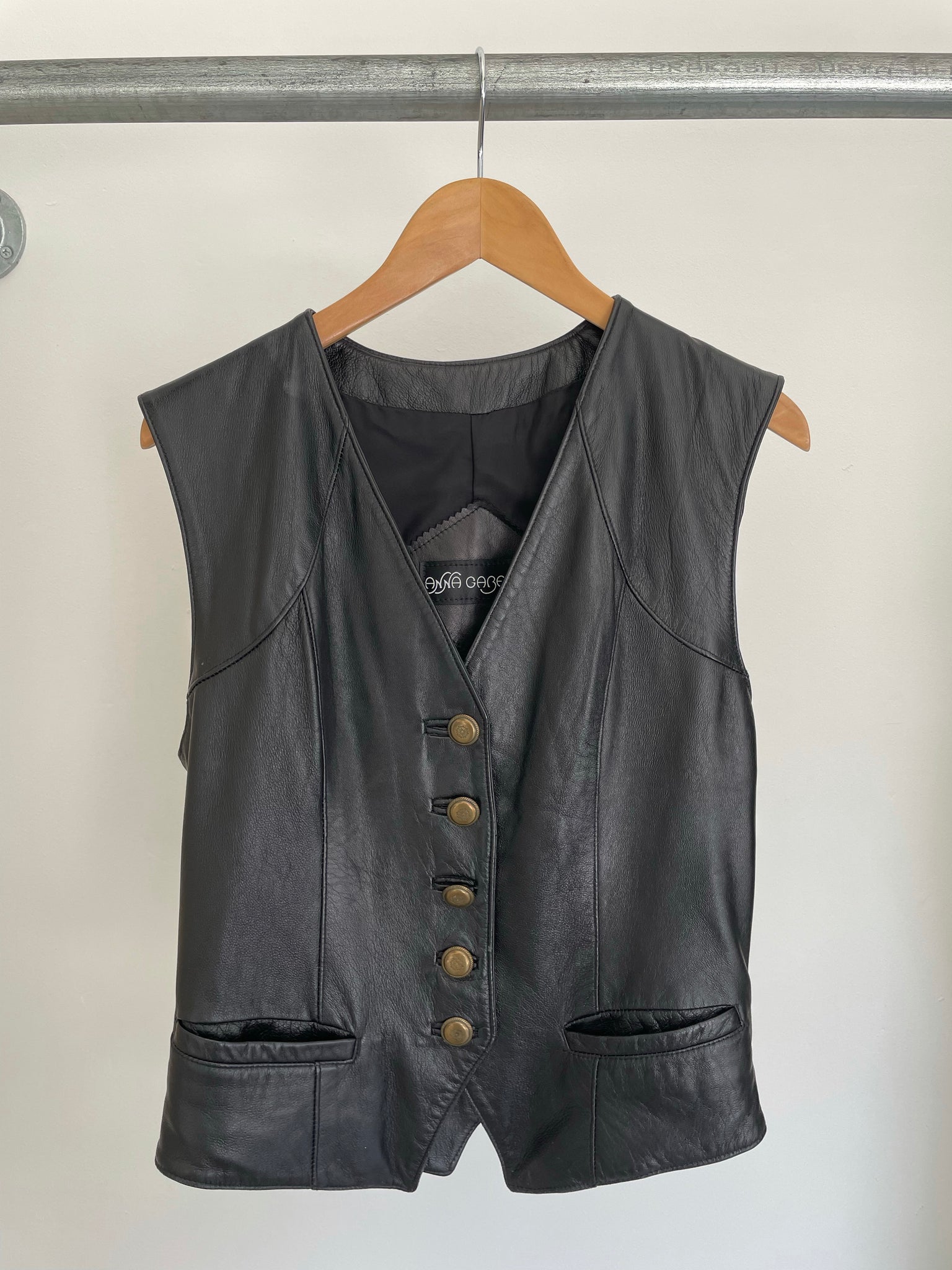 Anna Gabelli Leather Vest L